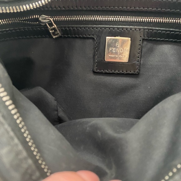 Fendi Logo Bag - Picture 4 of 4